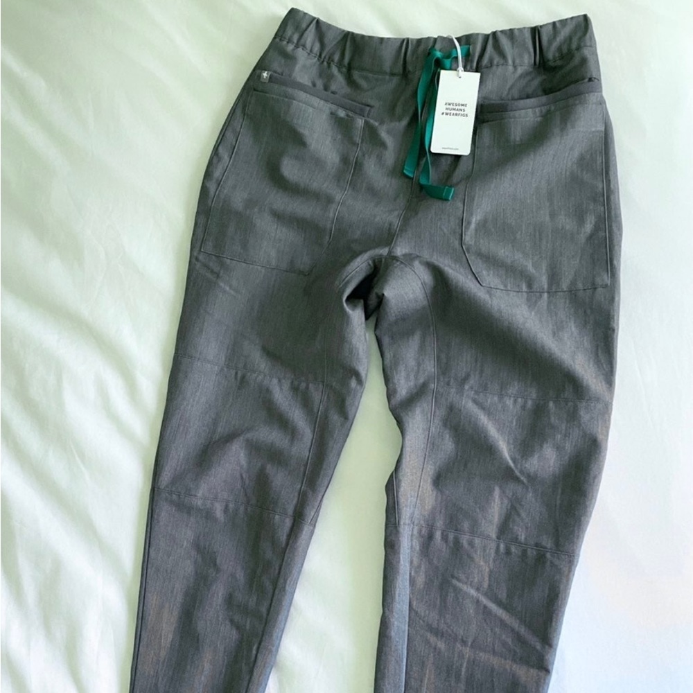 Men’s xs graphite joggers nwt